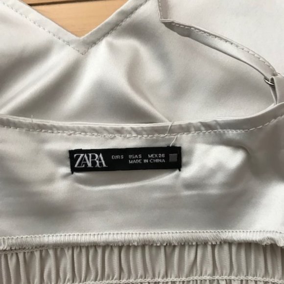 Dress - Picture 4 of 6